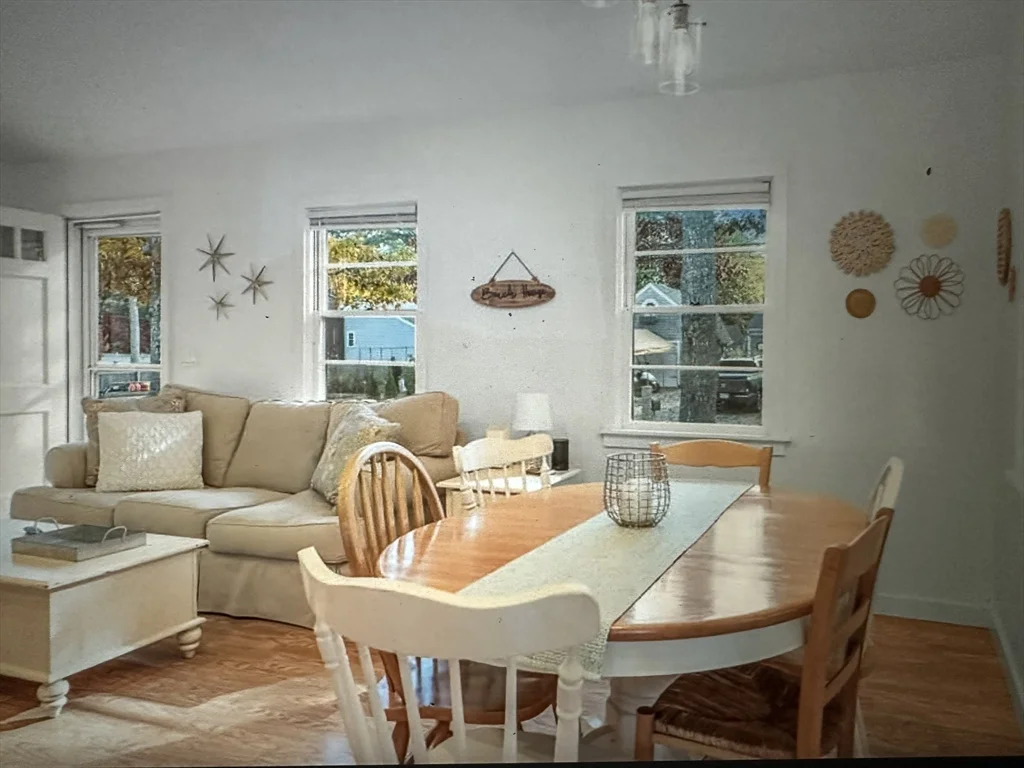 47 Cappawack, Mashpee