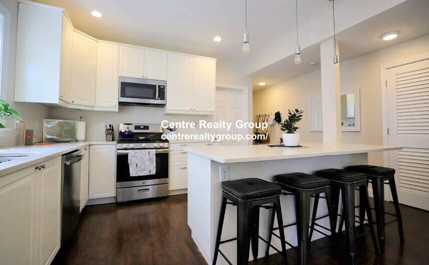 68 Topliff, Dorchester