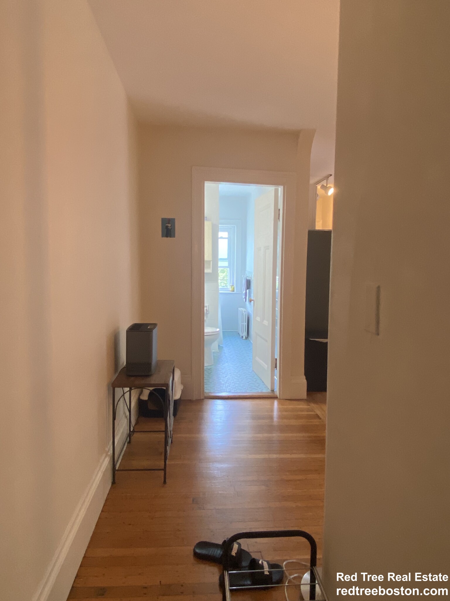 1748 Beacon St, Brookline