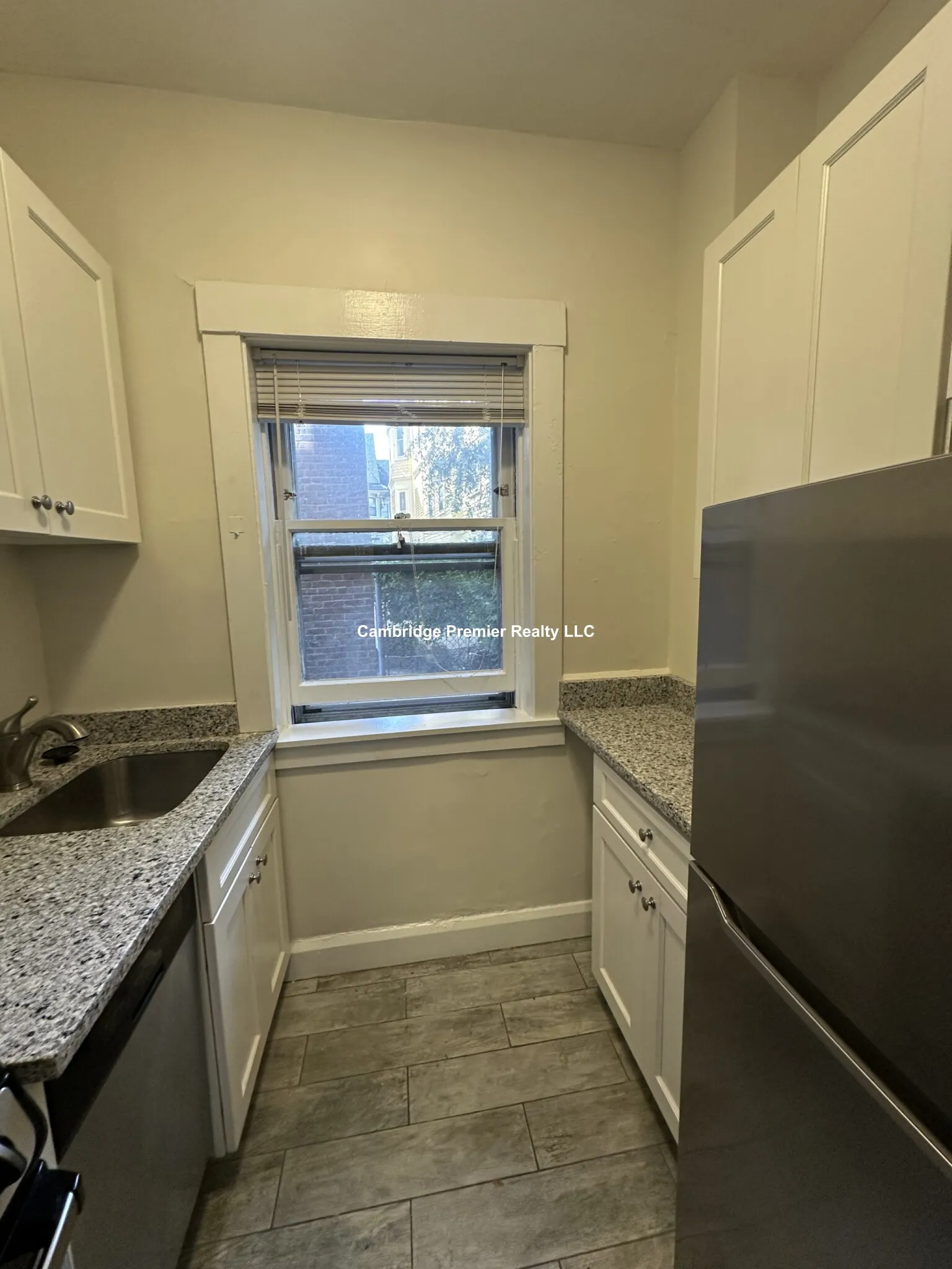 5 Linnaean St, Neighborhood Nine