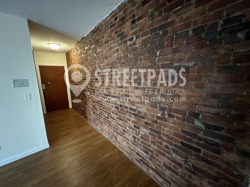 66 South Huntington Ave, Mission Hill