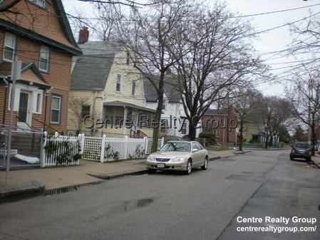 31 Seattle St, Allston