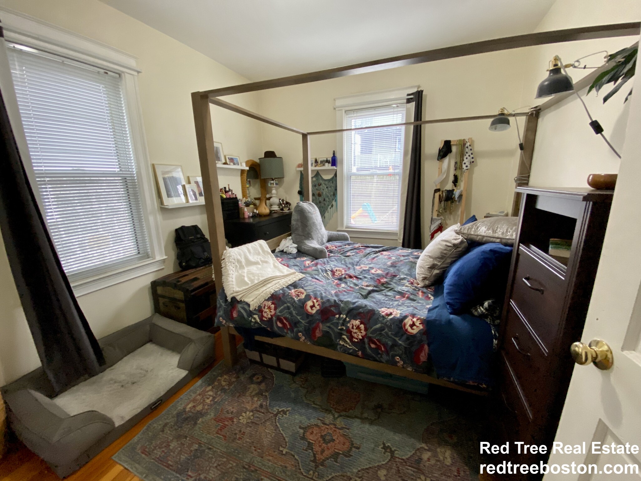 51 Montebello Rd, Jamaica Plain