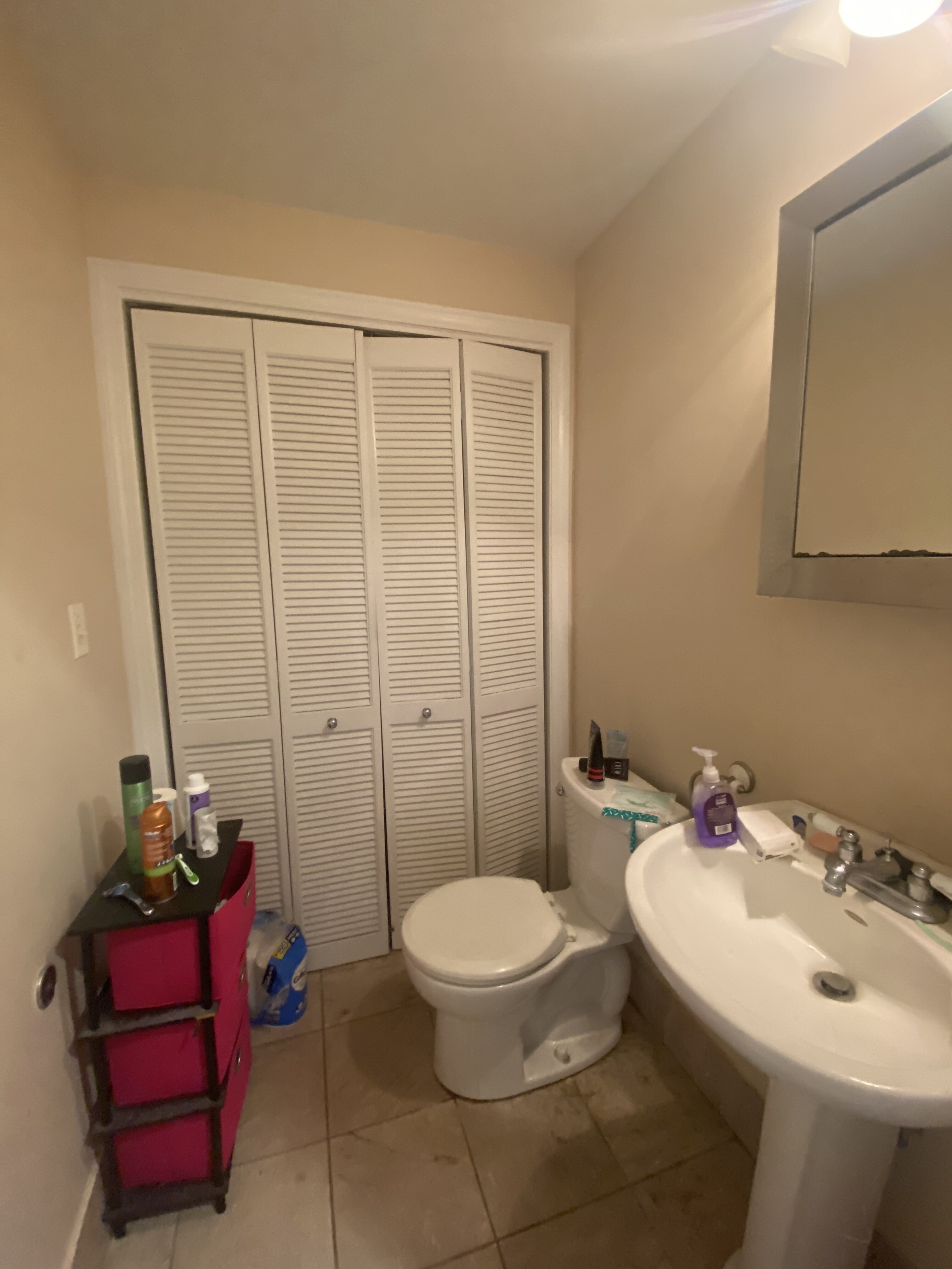 30 Circuit St, Roxbury