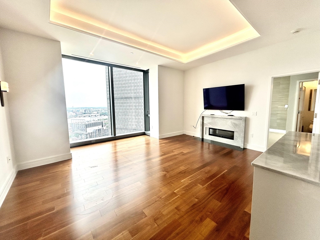 1 Dalton St, Back Bay