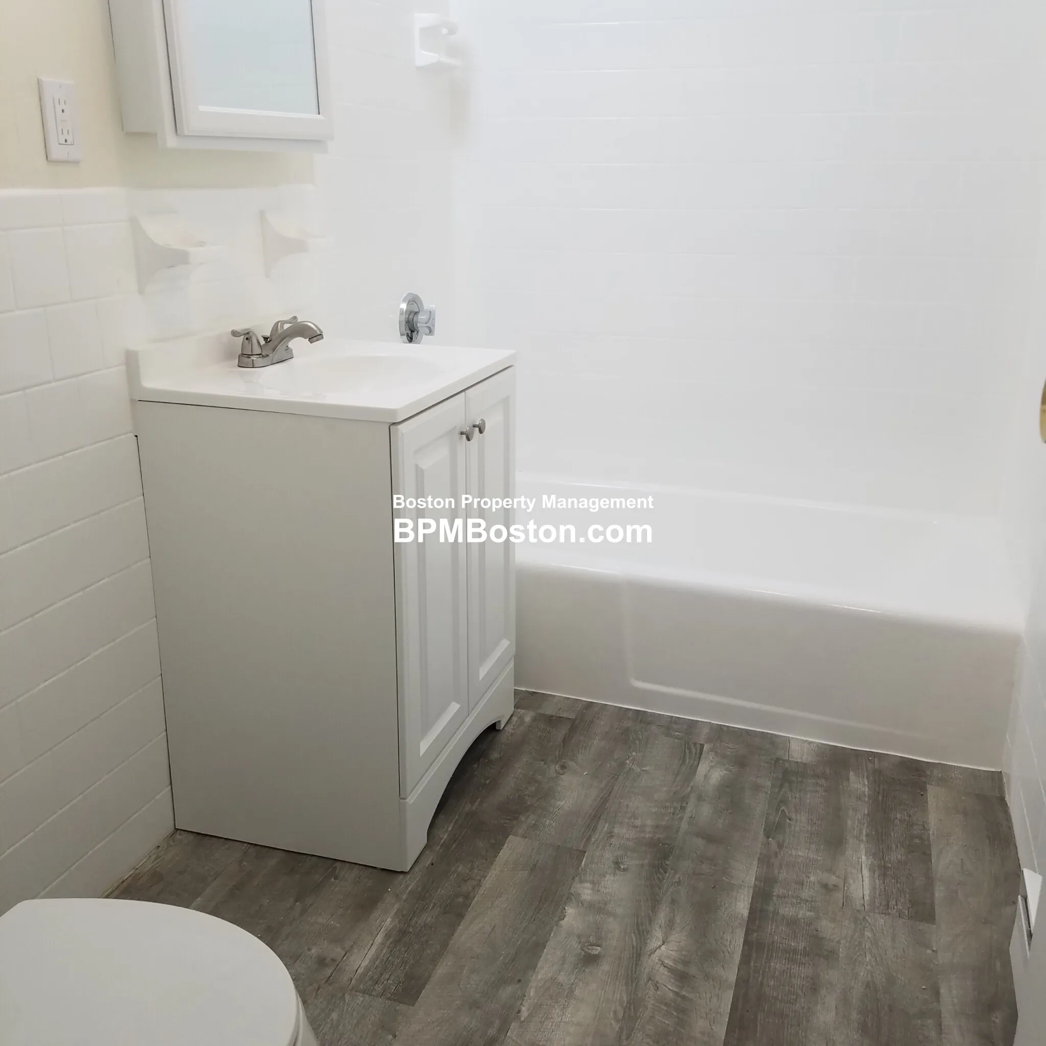 55 Elmwood Ave, Quincy