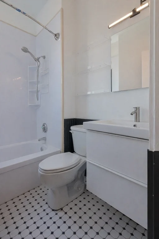 371 Harvard St, Harvard Square