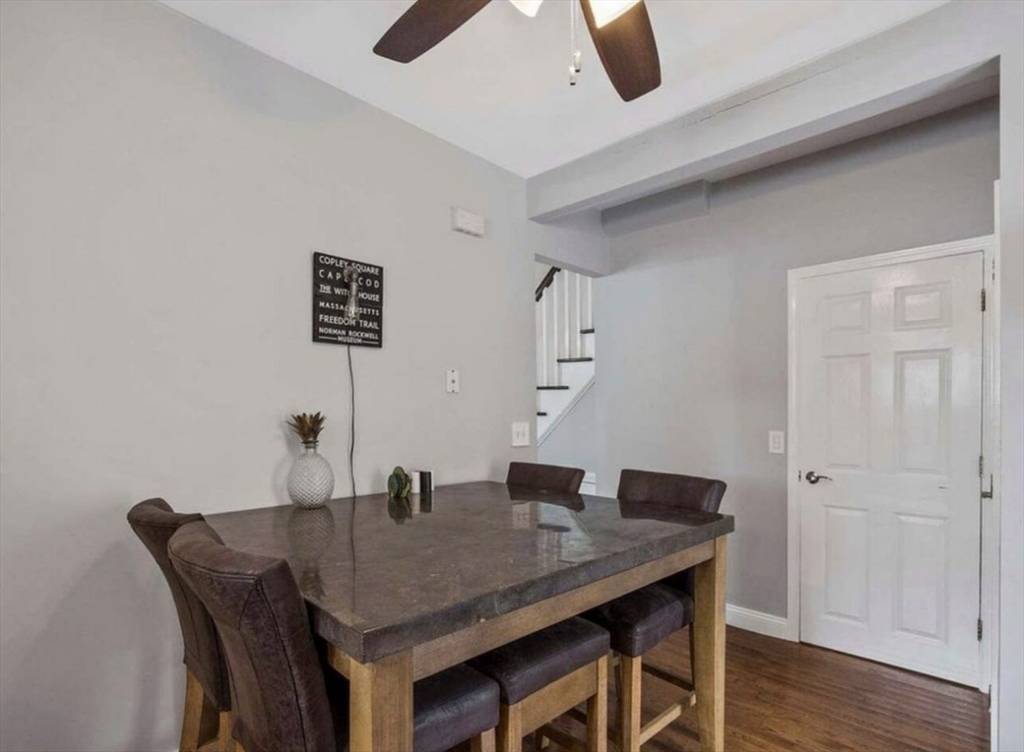 66 Bolton St, South Boston