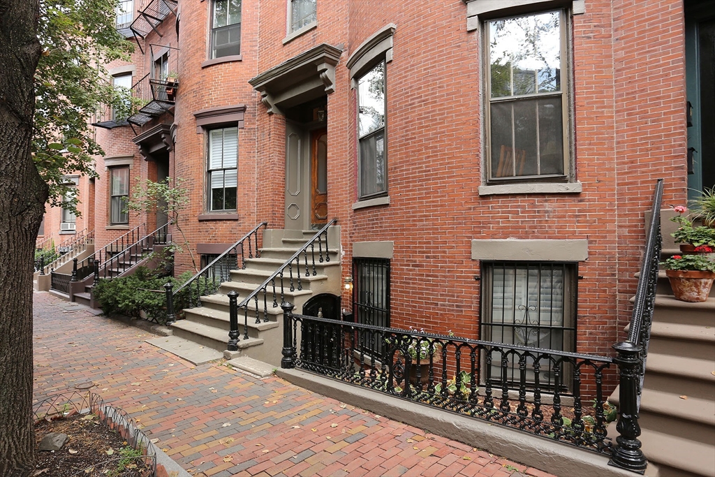 25 Hanson St, South End