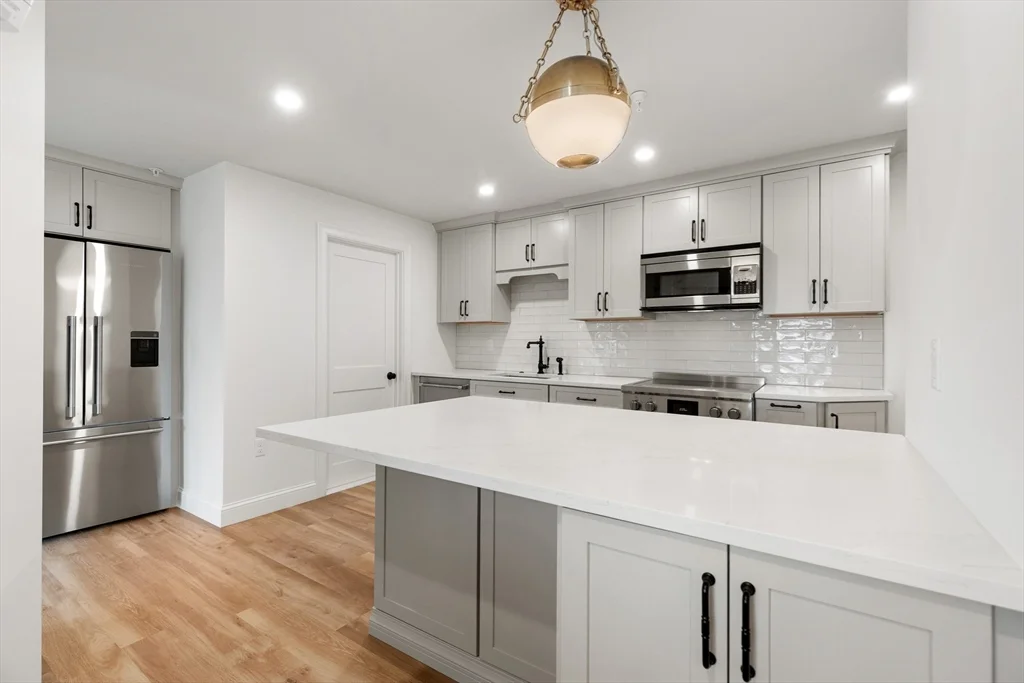 32 Beacon St, Gloucester