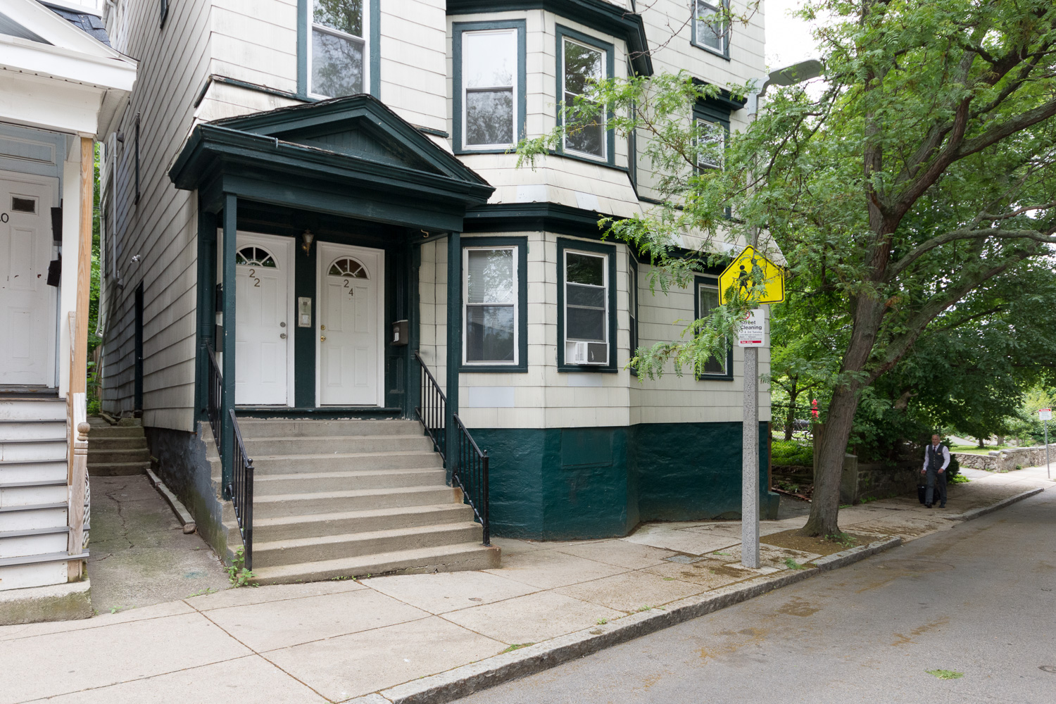 22 Highland Ave, Roxbury