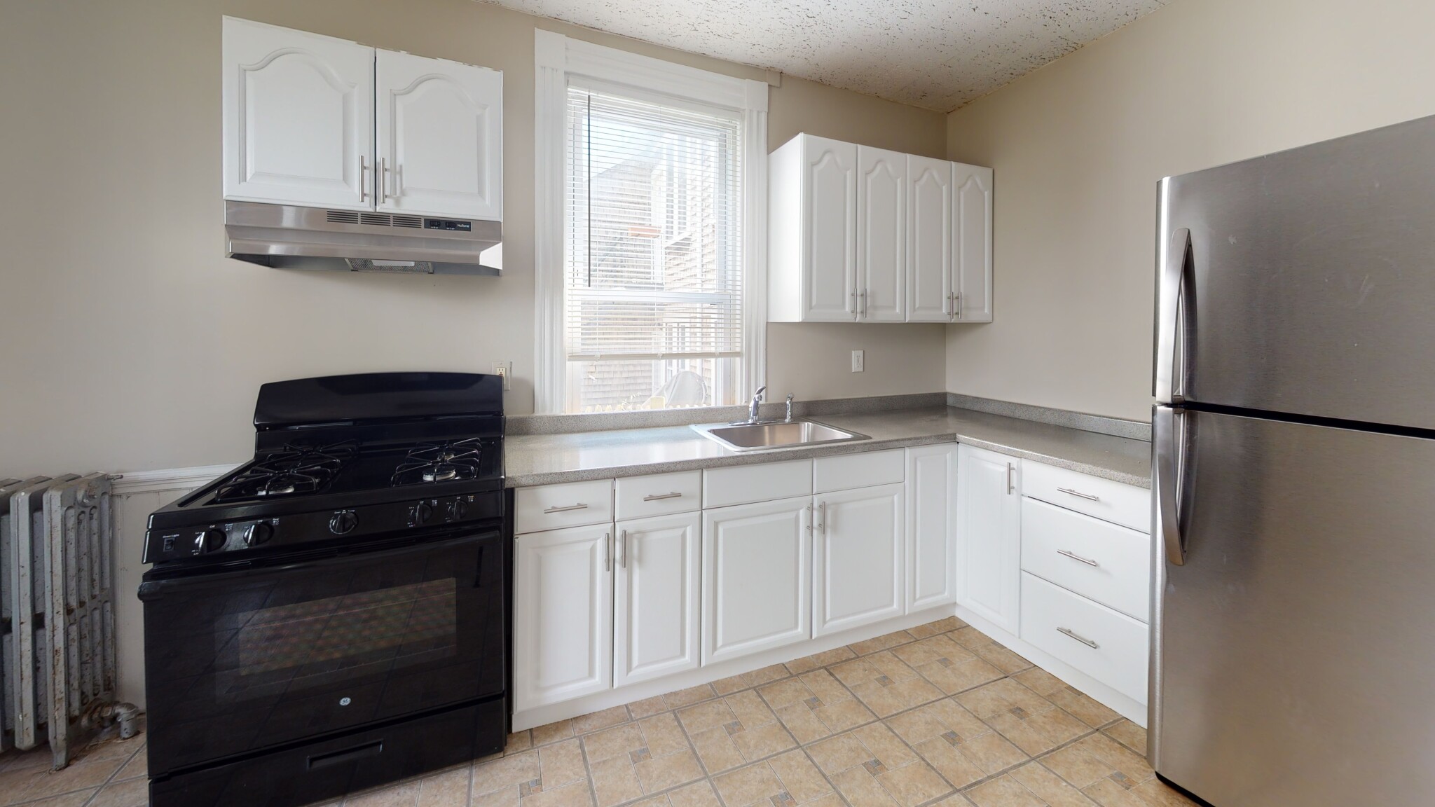 240 Cypress St, Brookline