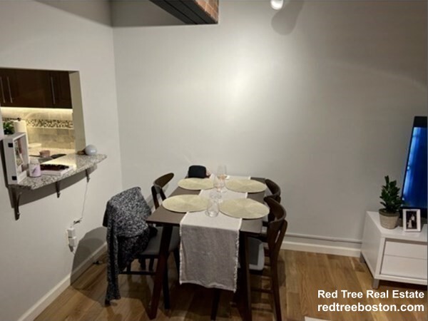 29 Brainerd Rd, Allston