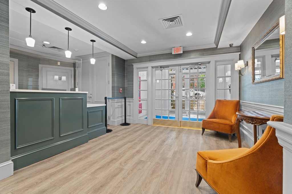 534 Beacon St, Back Bay