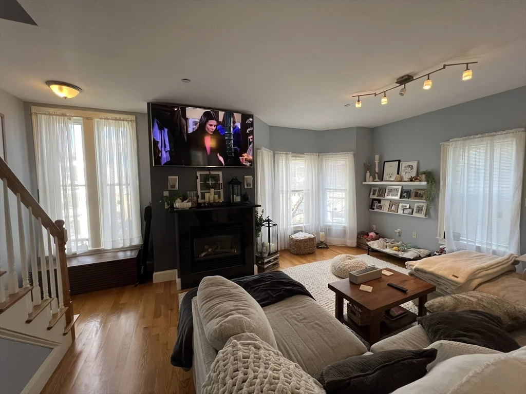 111 Pleasant St, Dorchester