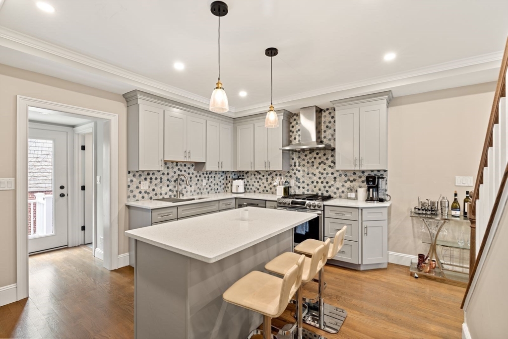 279 Gold St, South Boston