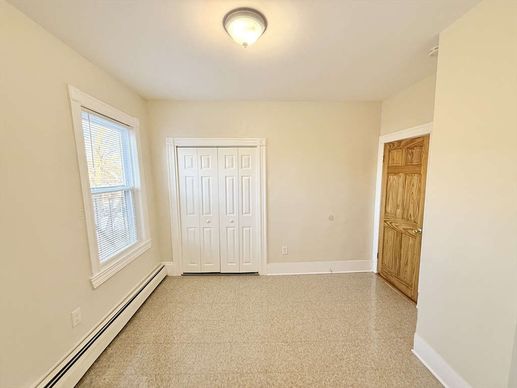 19 Armstrong St, Jamaica Plain