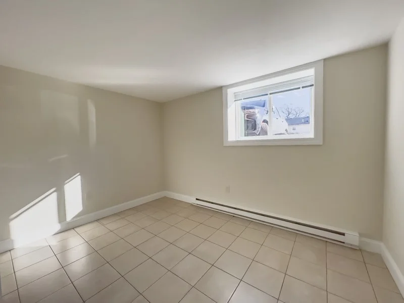 592 American Legion Highway, Roslindale