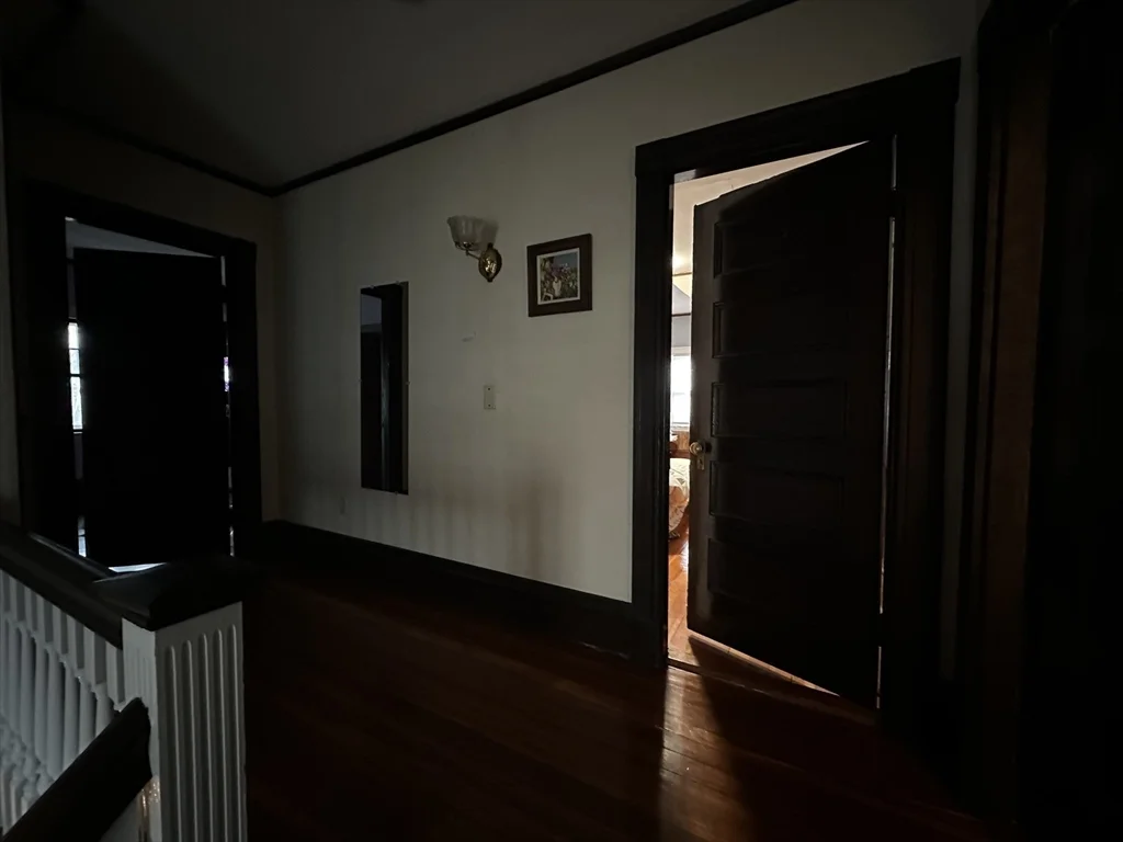 58 Grace St, West End