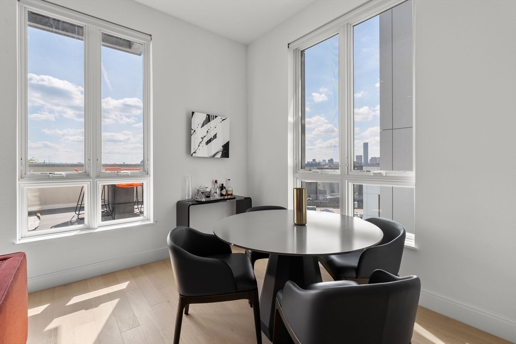 20 W 5th, South Boston