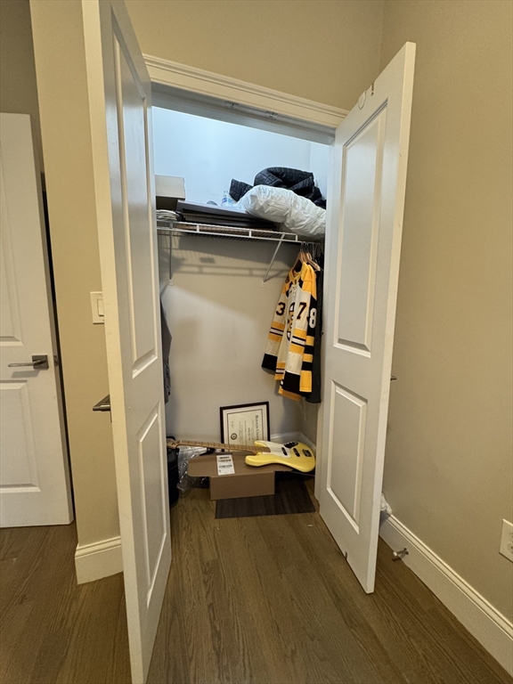 153 Everett St, East Boston