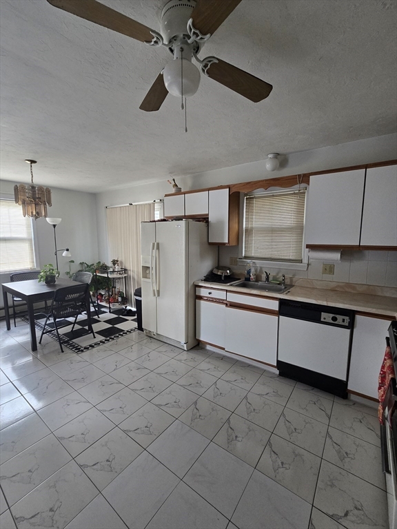 7 Winthrop Ct, Medford