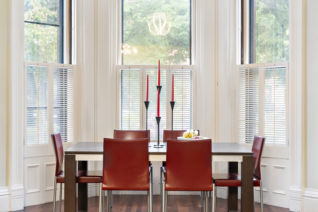 296 Commonwealth Ave, Back Bay