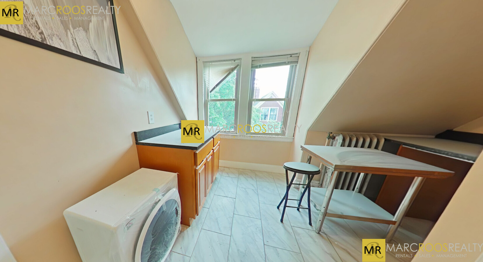 22 Grand View Ave, Prospect Hill