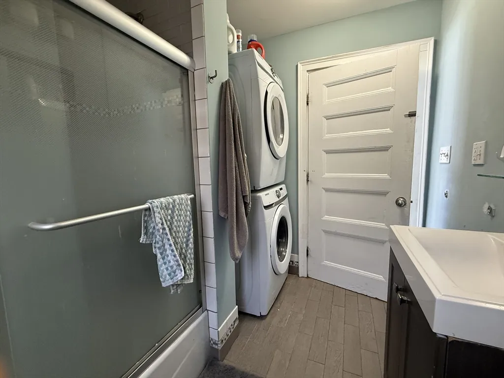 12 Braemore Rd, Brighton