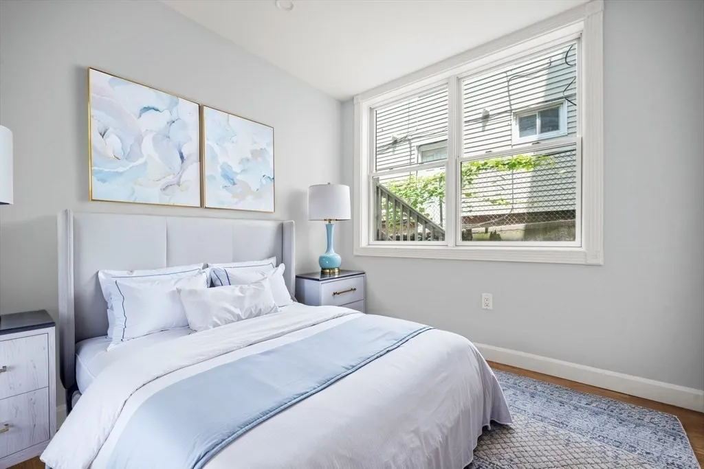 71 Old Harbor St, South Boston