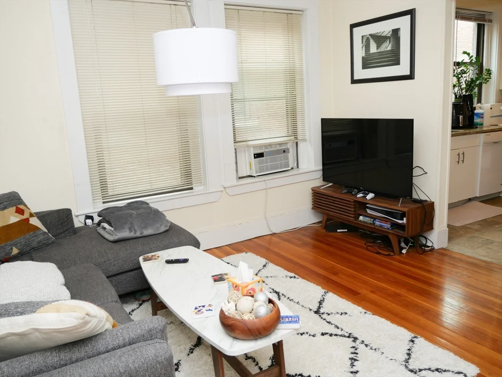 1390 Beacon, Coolidge Corner