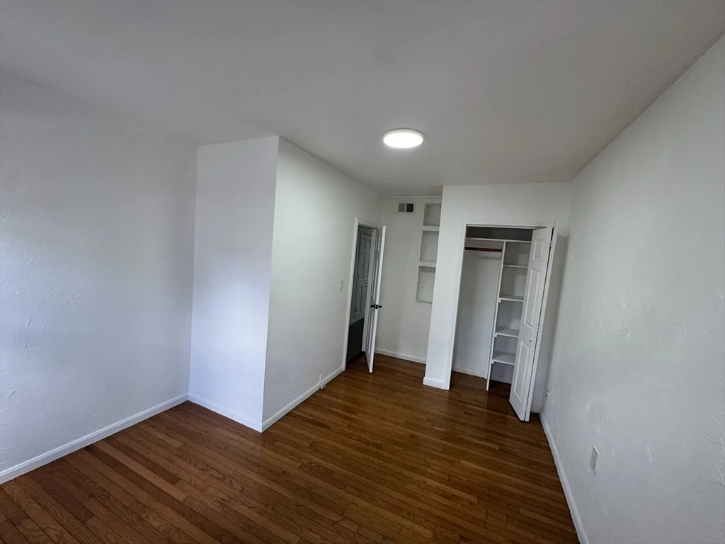 8 Shelby St, East Boston