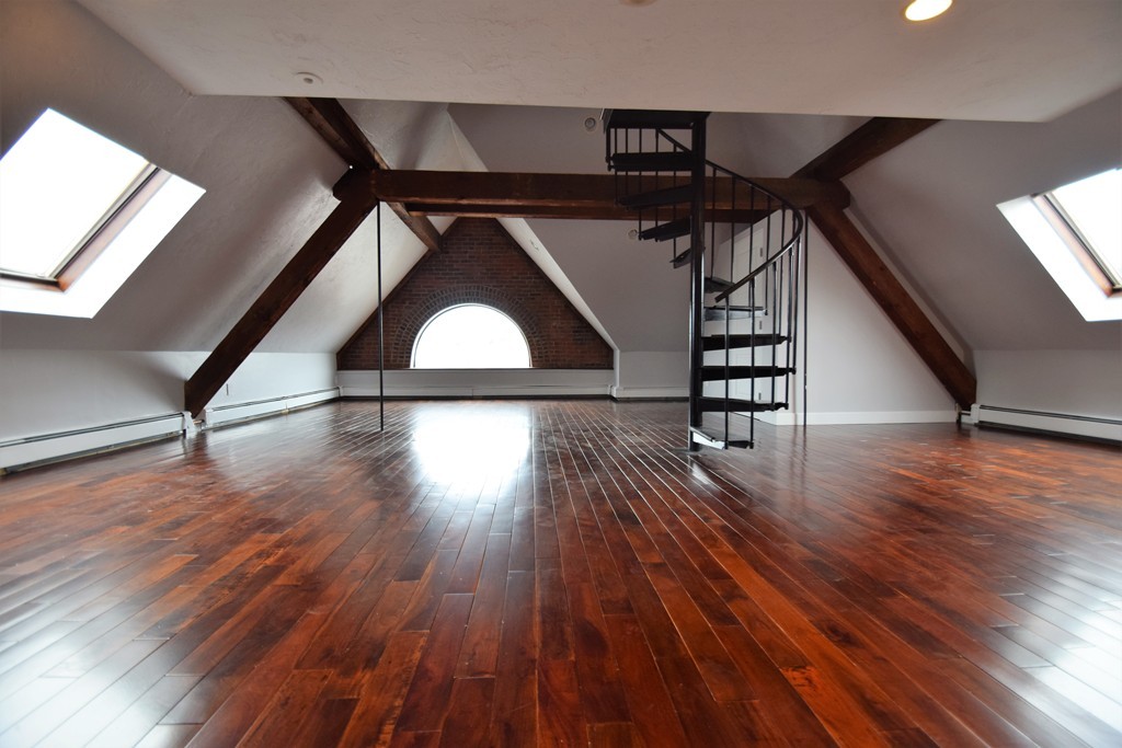 444 Western Ave, Brighton