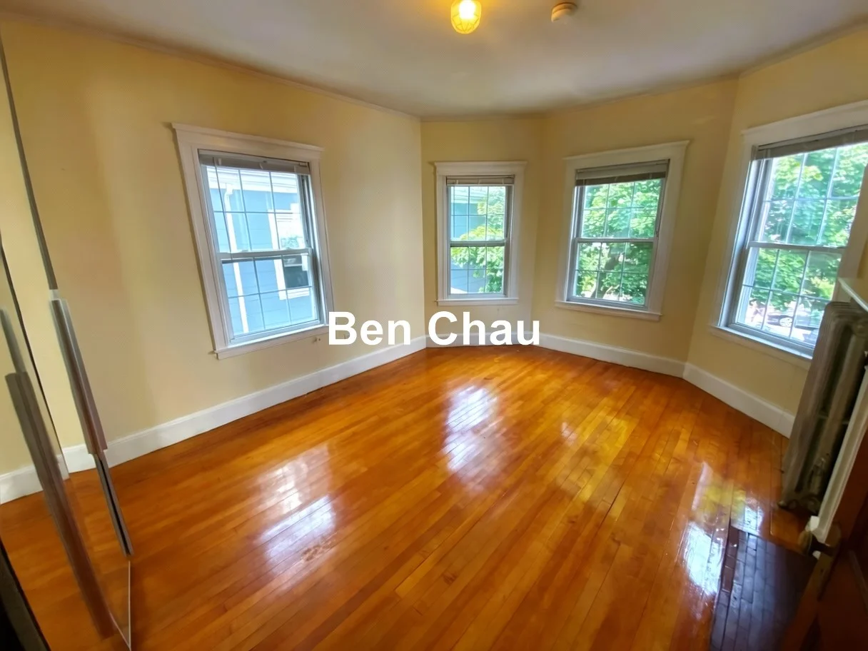 158 Magazine St, Cambridgeport