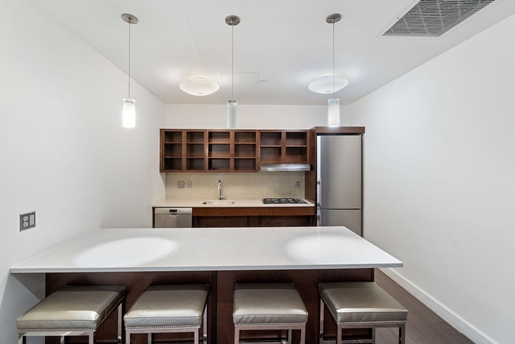 43 Westland Ave, Back Bay