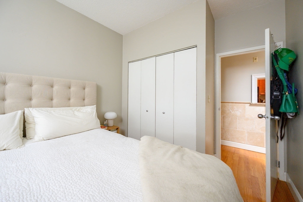 106 13th St, Charlestown