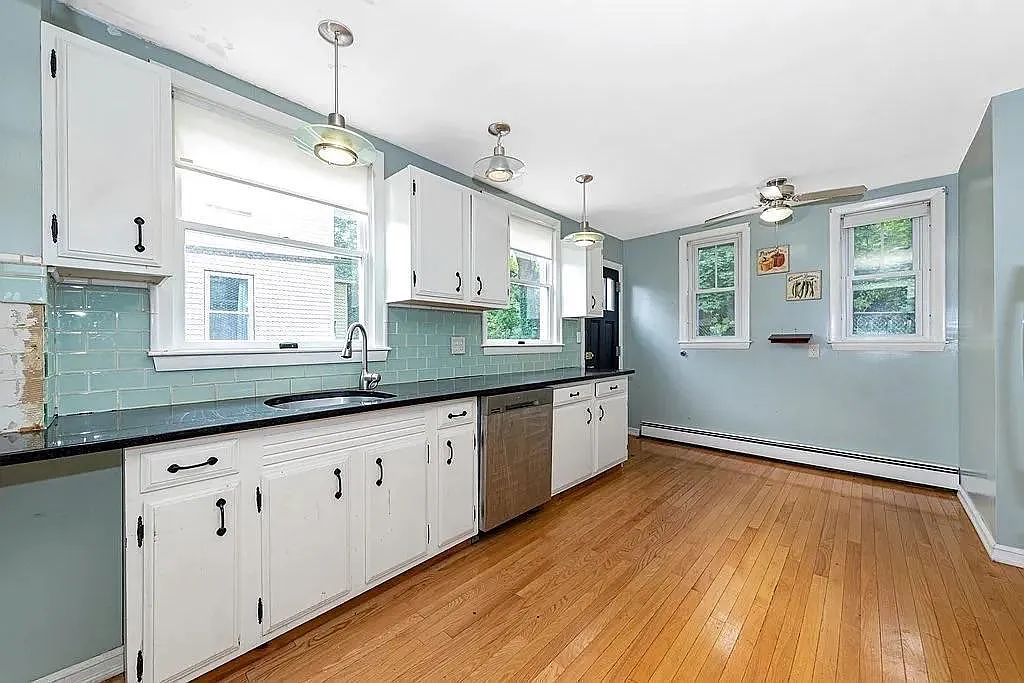 4 bed, 1.5 bath apartment for rent at 14 Eldora St Unit 14, Mission Hill — photo 2 of 17