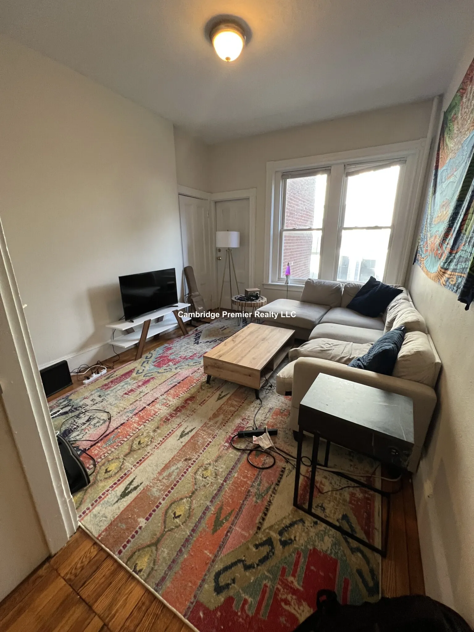 891 Massachusetts Ave, Mid-Cambridge