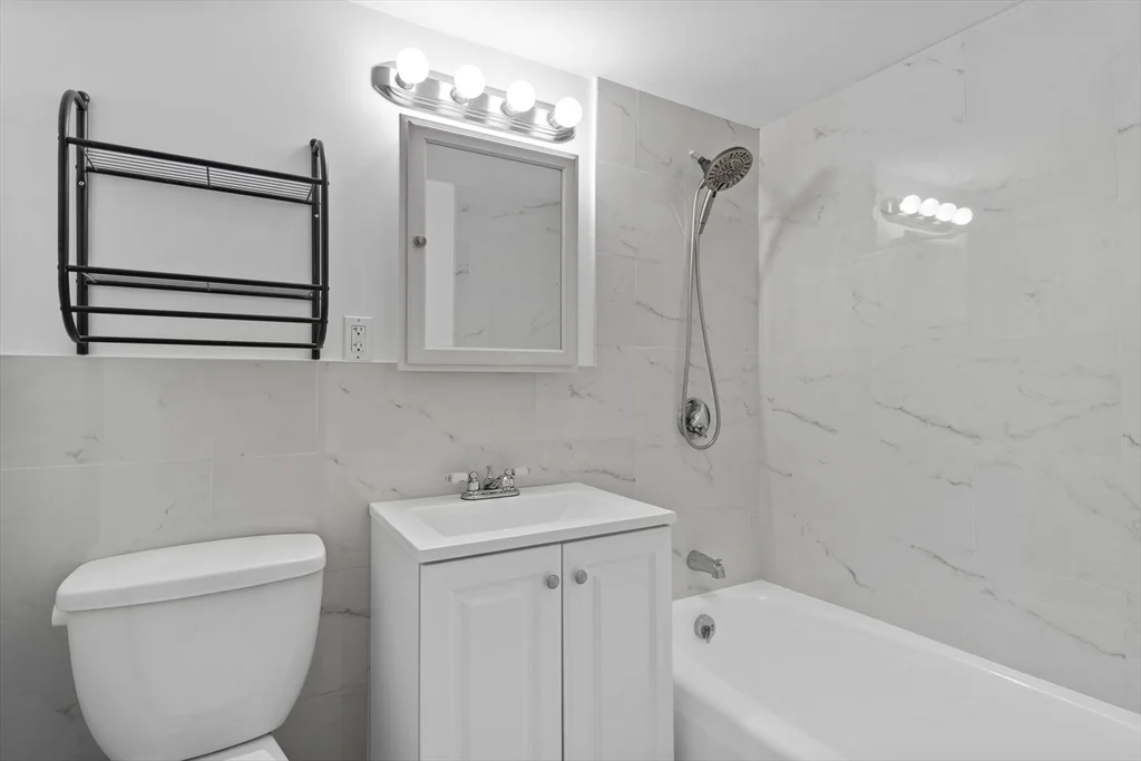 1025 Hancock, Quincy Center