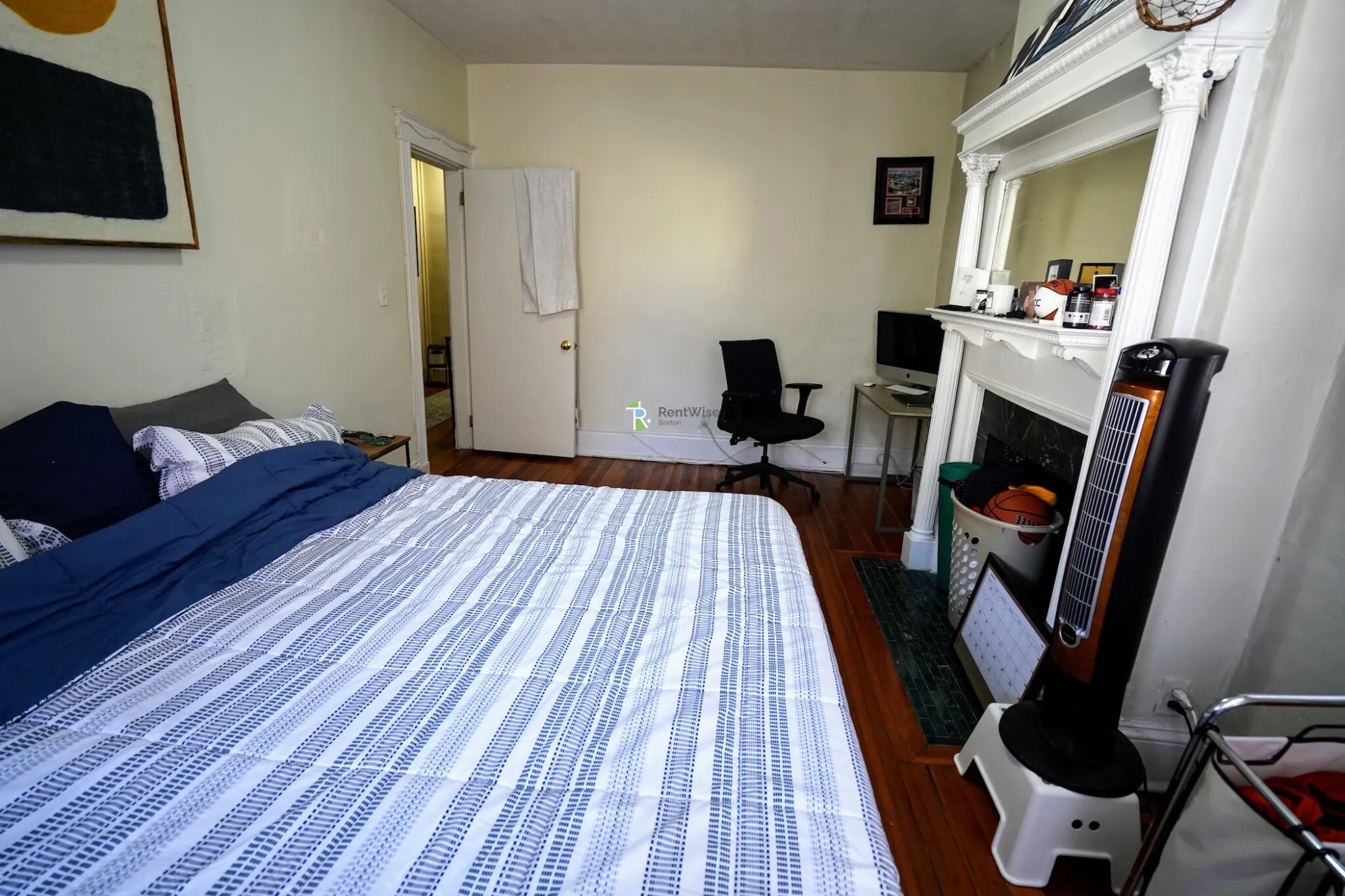 1377 Commonwealth Ave, Allston