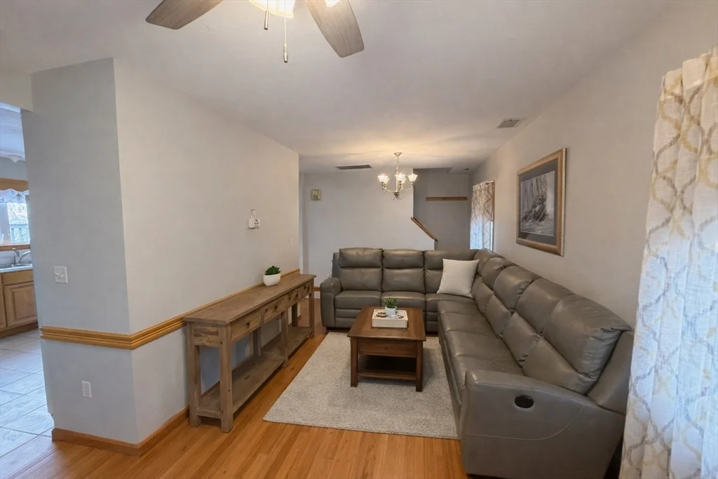 50 School St, Hudson