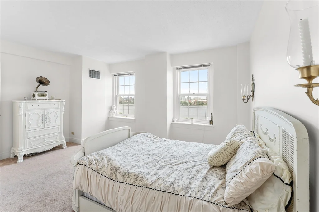 534 Beacon St, Back Bay