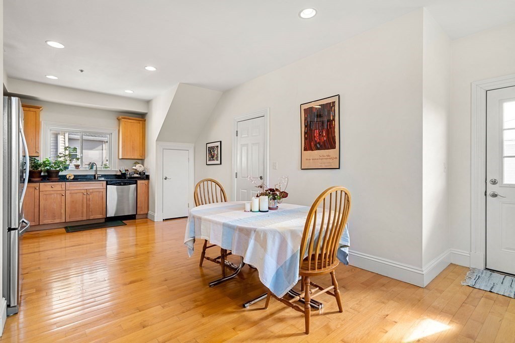 210 Summer St, Spring Hill