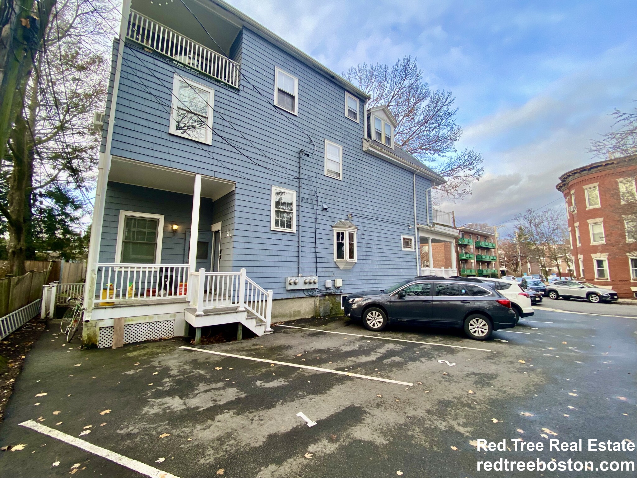 24 Grovenor Rd, Jamaica Plain
