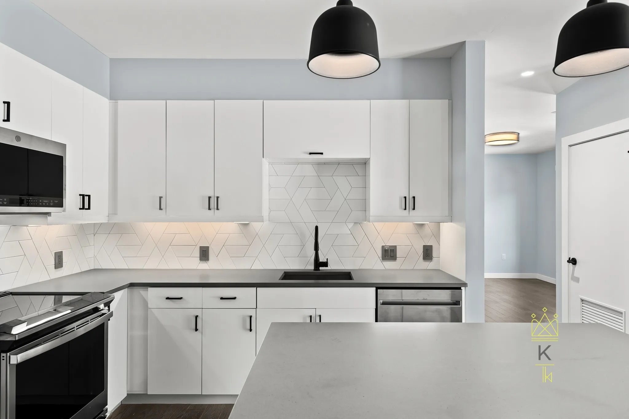54 Auburn St, Coolidge Corner