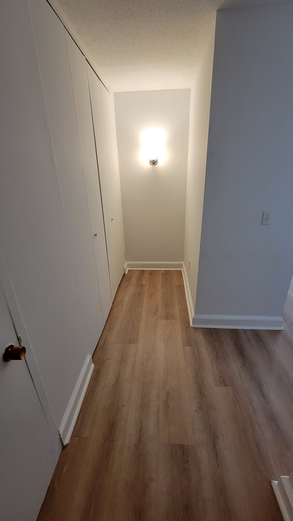 65 East India Row, Downtown