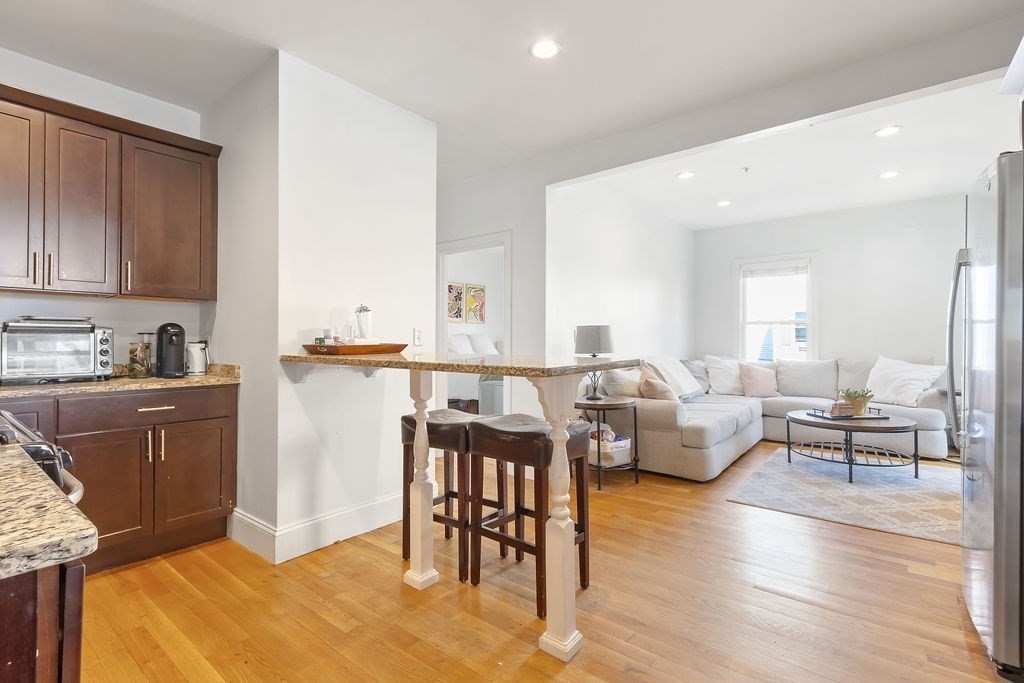 140 Boston St, Dorchester