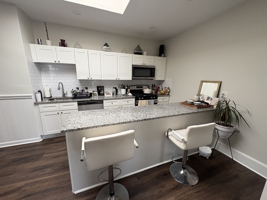 996 Chestnut St, Newton Upper Falls