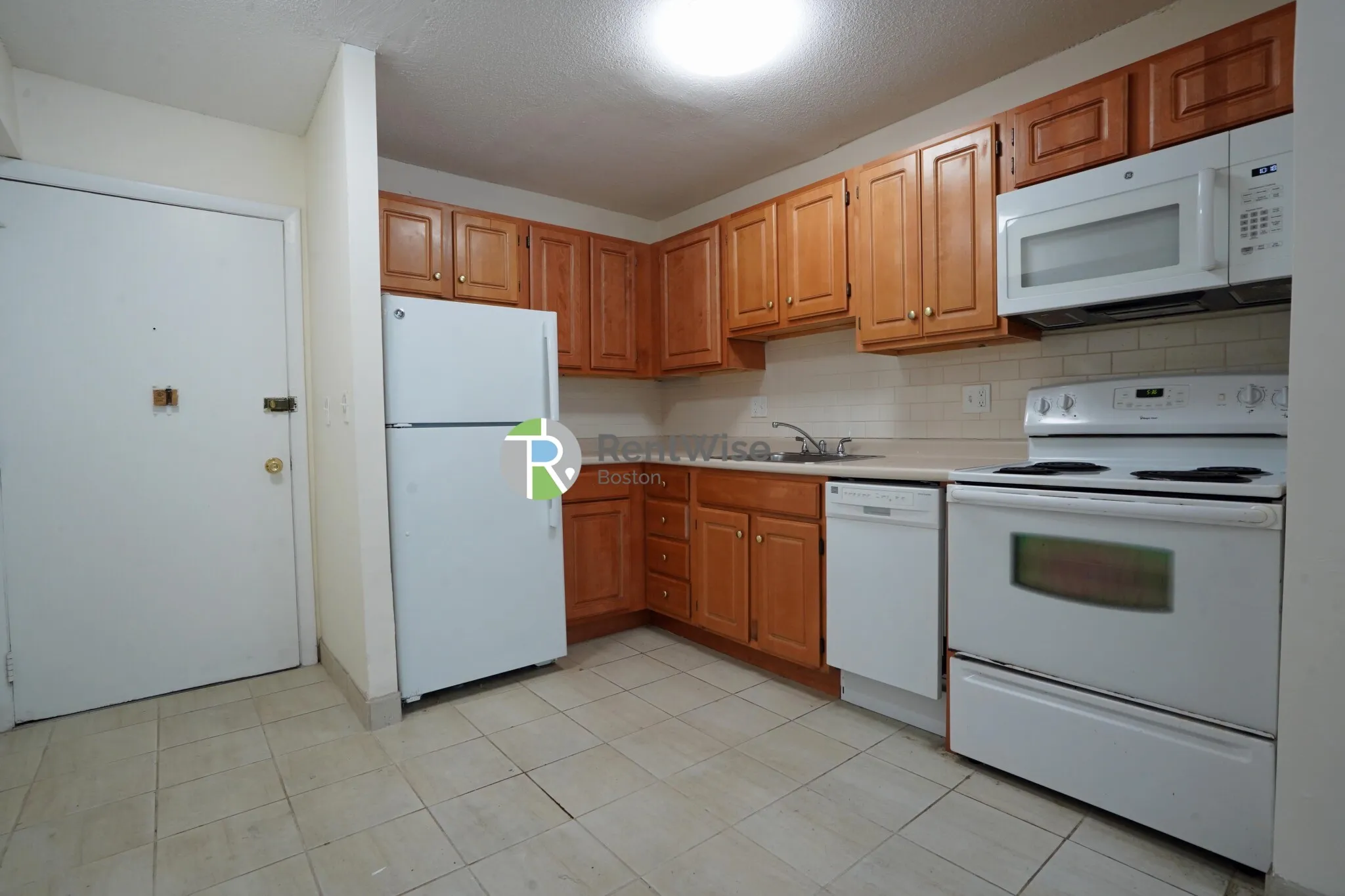 66 Homer Ave, West Cambridge