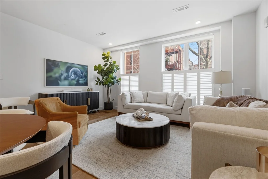 566 Columbus Ave, South End